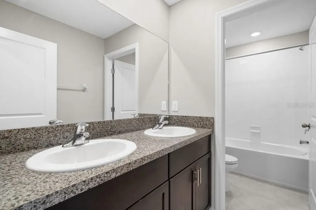 7227 Ronnie Gardens Court Tampa FL 33619