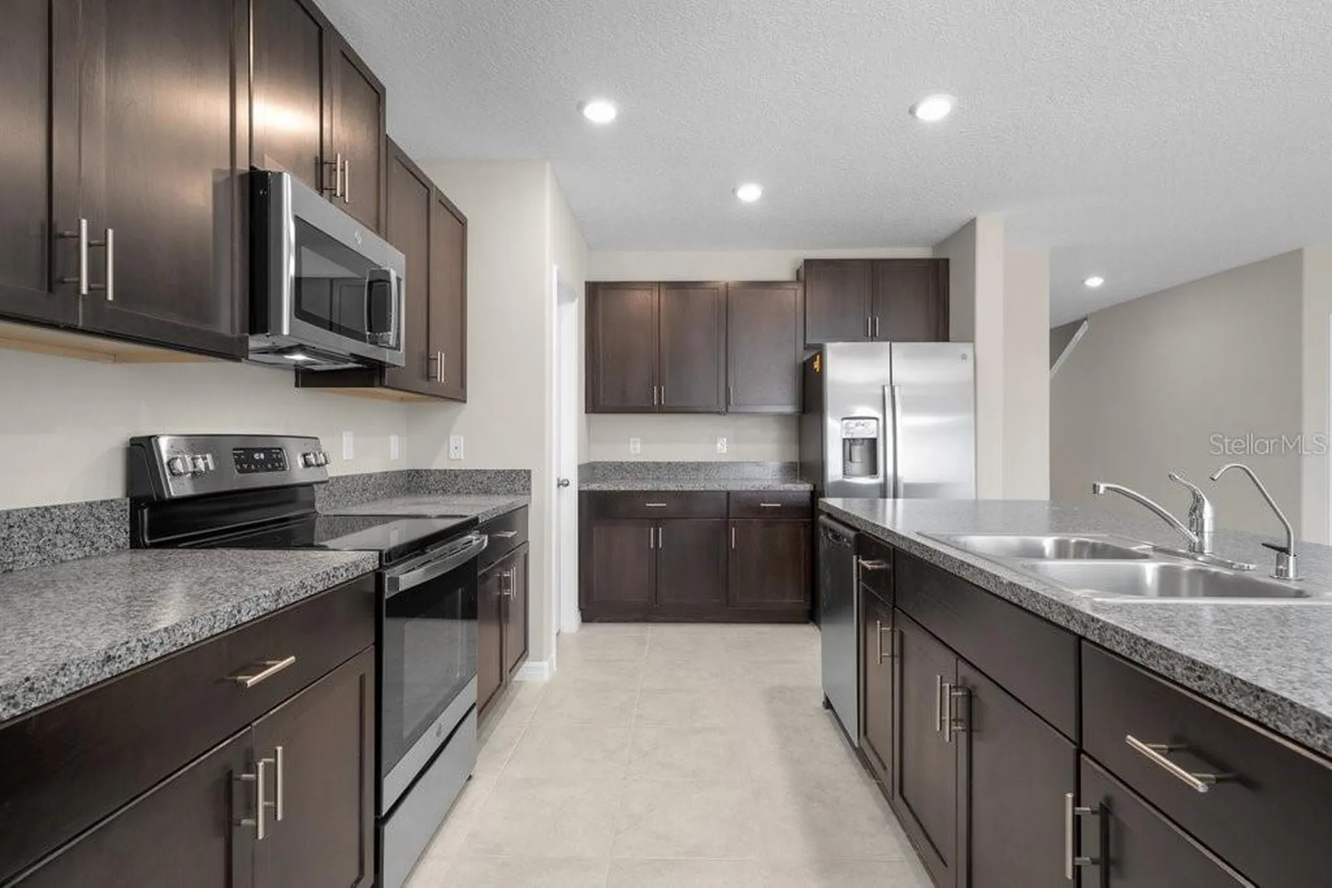 7227 Ronnie Gardens Court Tampa FL 33619