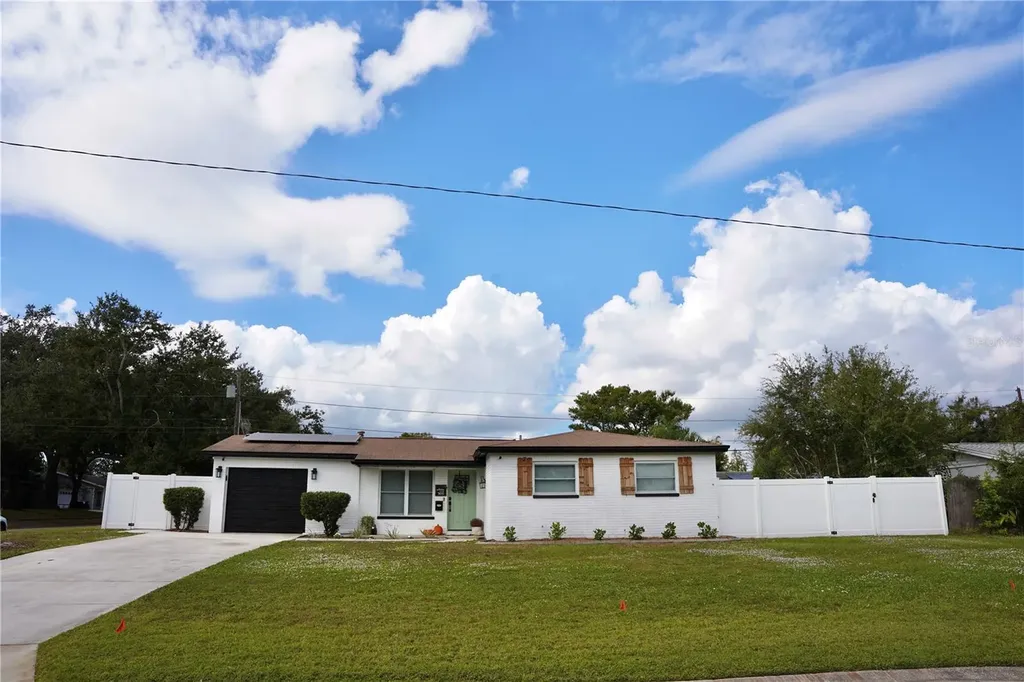 7100 21 Street N St Petersburg FL 33702