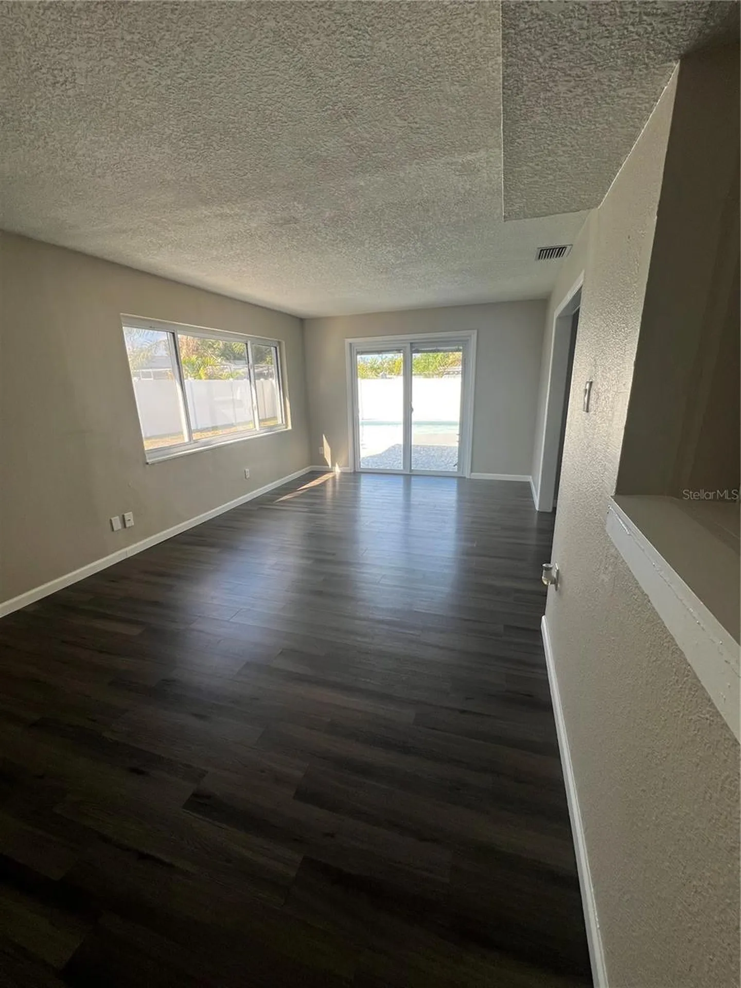 7100 21 Street N St Petersburg FL 33702