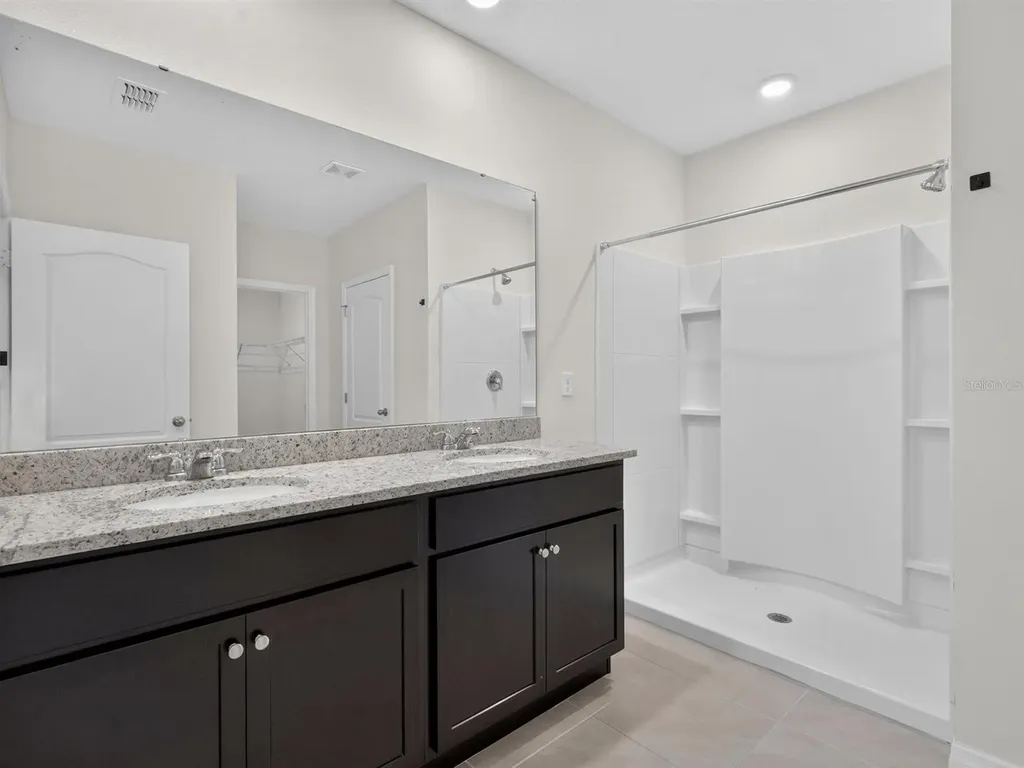 1961 Victoria Street Davenport FL 33837