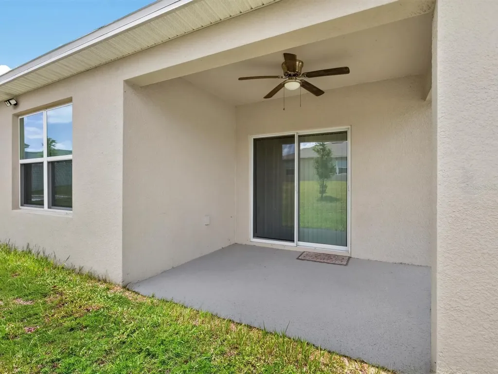 1961 Victoria Street Davenport FL 33837