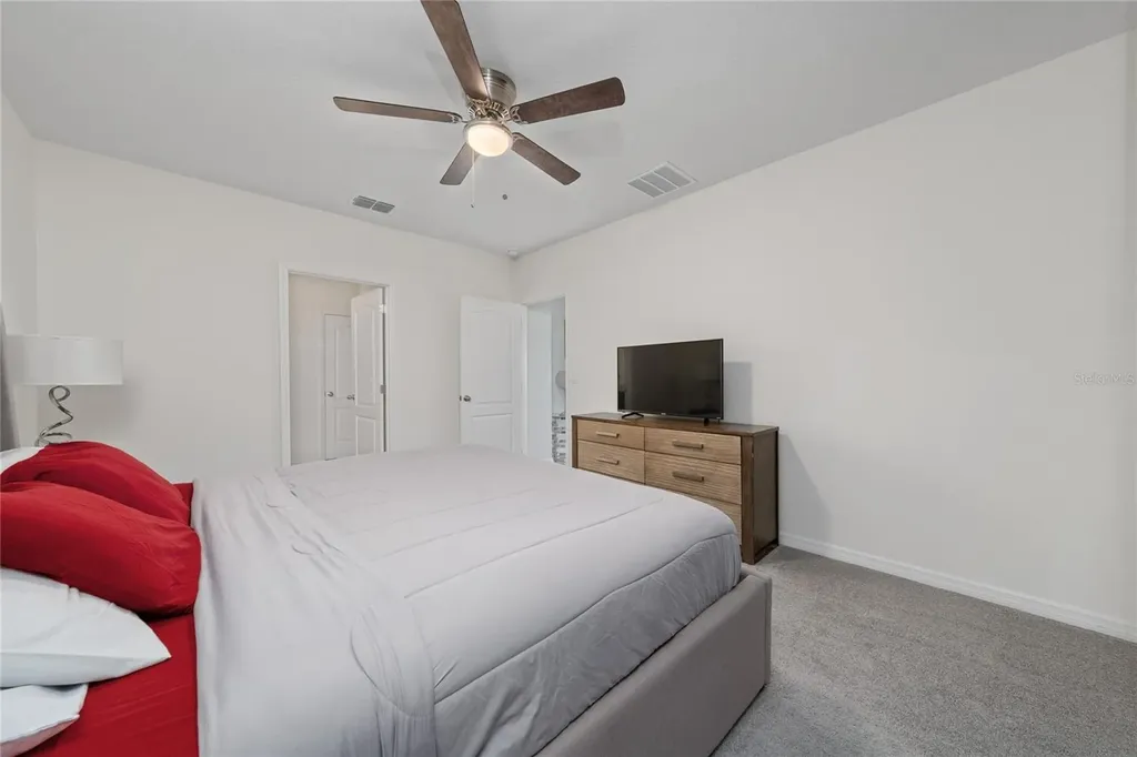 1961 Victoria Street Davenport FL 33837