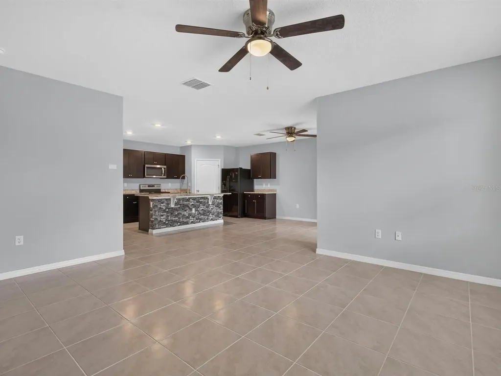 1961 Victoria Street Davenport FL 33837