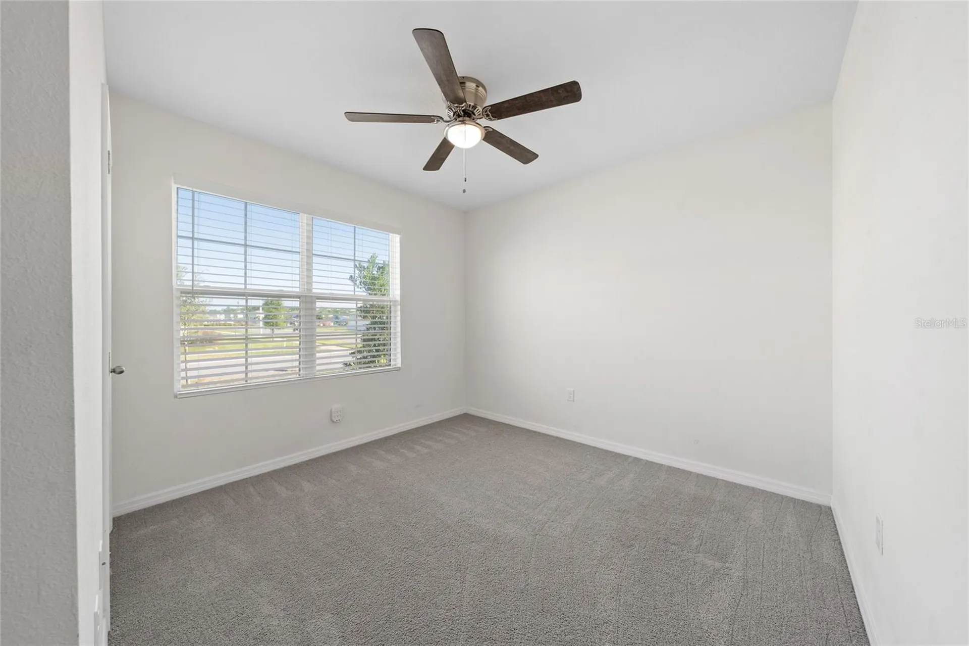 1961 Victoria Street Davenport FL 33837