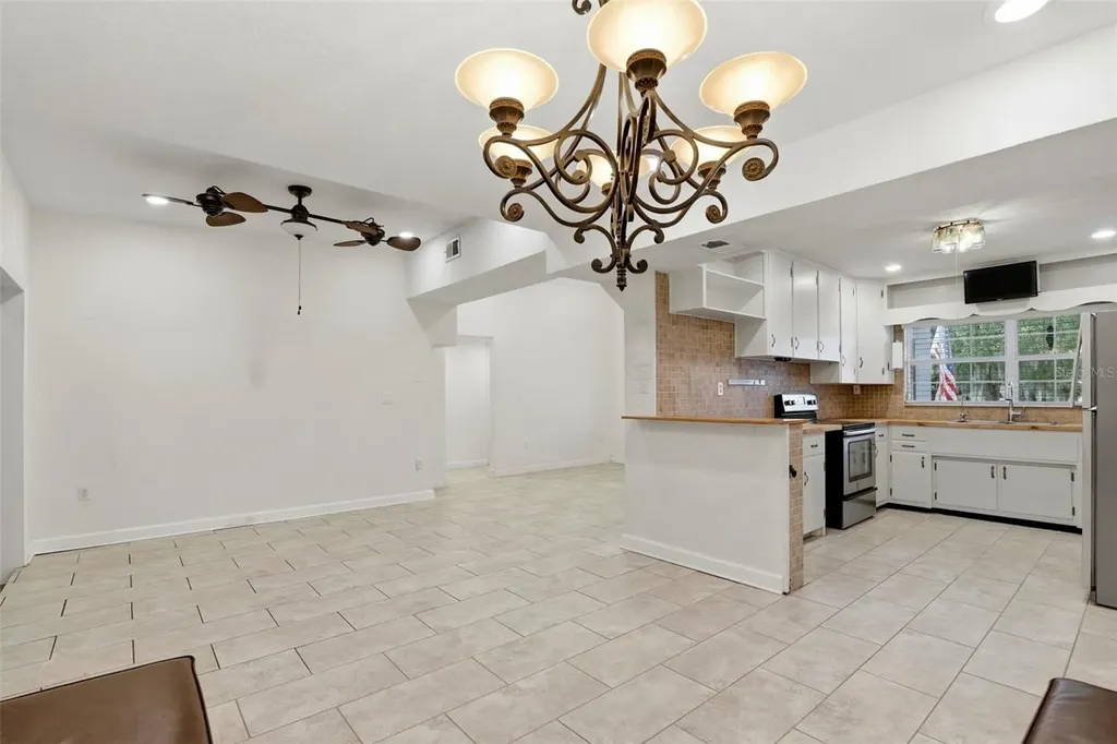406 S Scott Avenue Sanford FL 32771