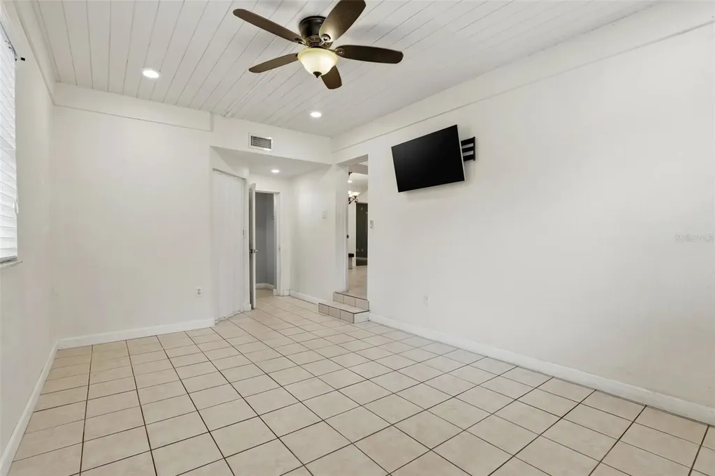406 S Scott Avenue Sanford FL 32771