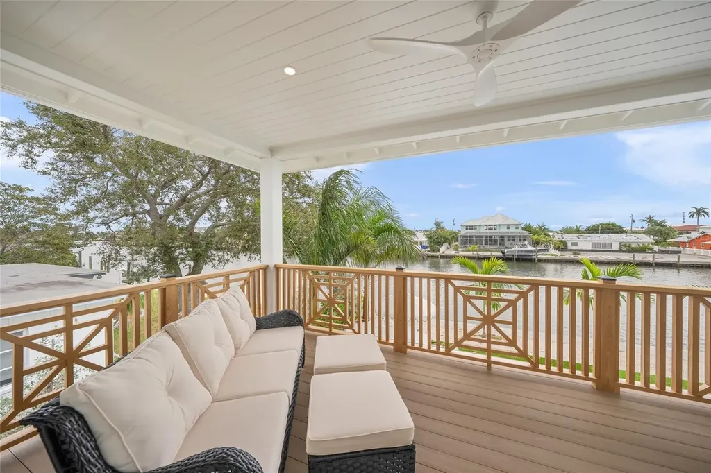 525 68th Street Holmes Beach FL 34217
