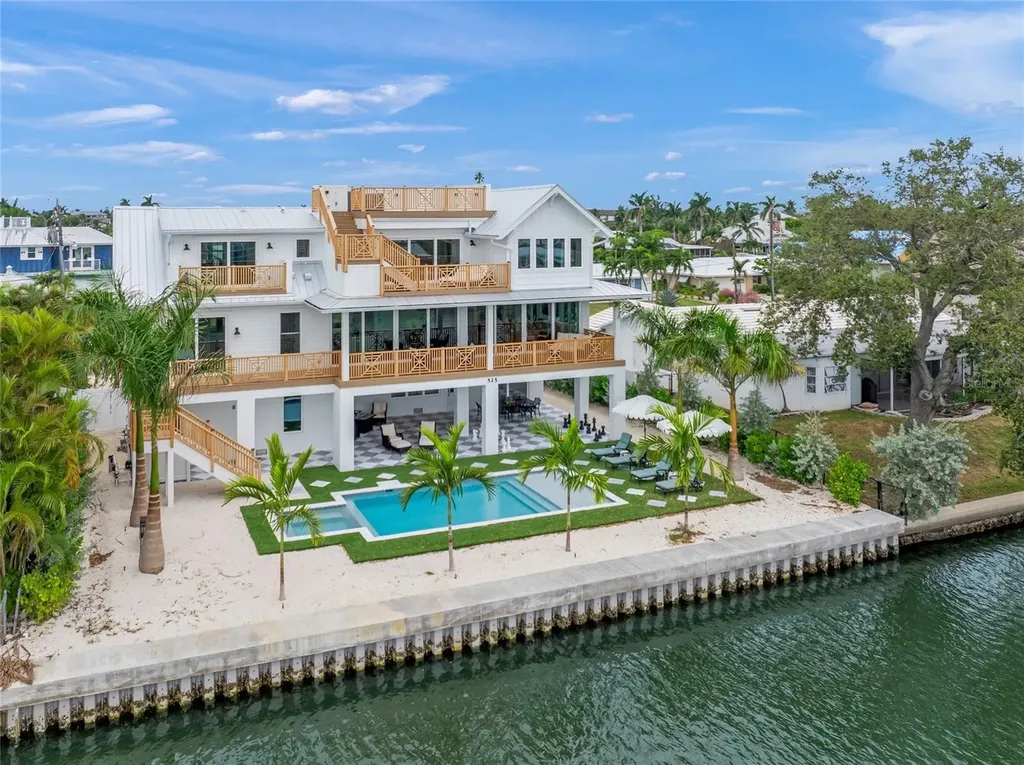 525 68th Street Holmes Beach FL 34217
