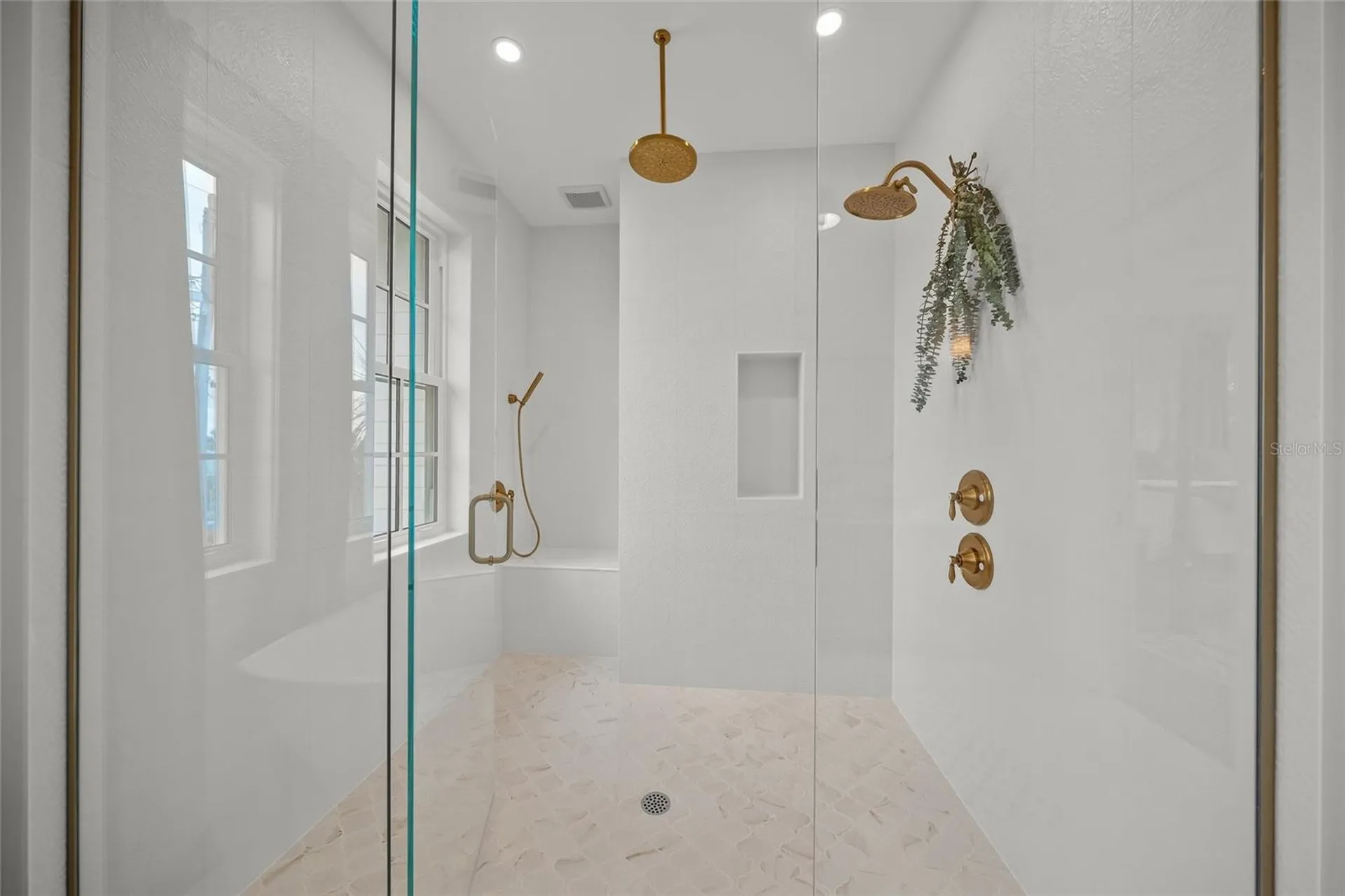 525 68th Street Holmes Beach FL 34217