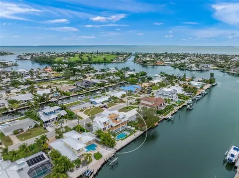 525 68th Street Holmes Beach FL 34217
