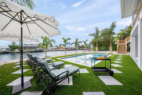 525 68th Street Holmes Beach FL 34217