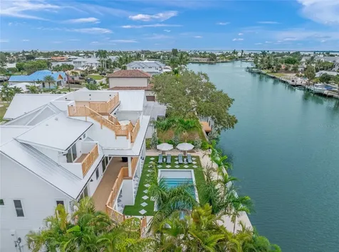 525 68th Street Holmes Beach FL 34217