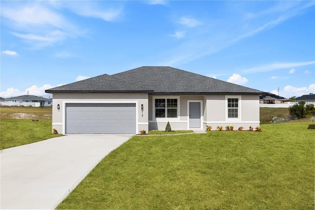 917 Desmoines Way Poinciana FL 34759