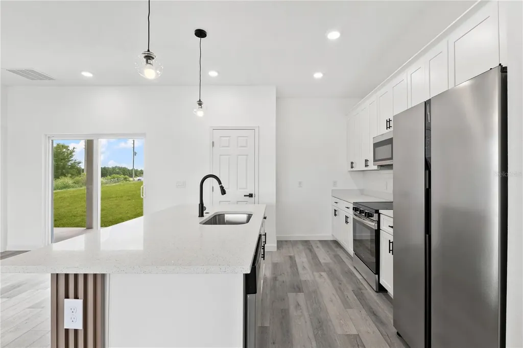 917 Desmoines Way Poinciana FL 34759
