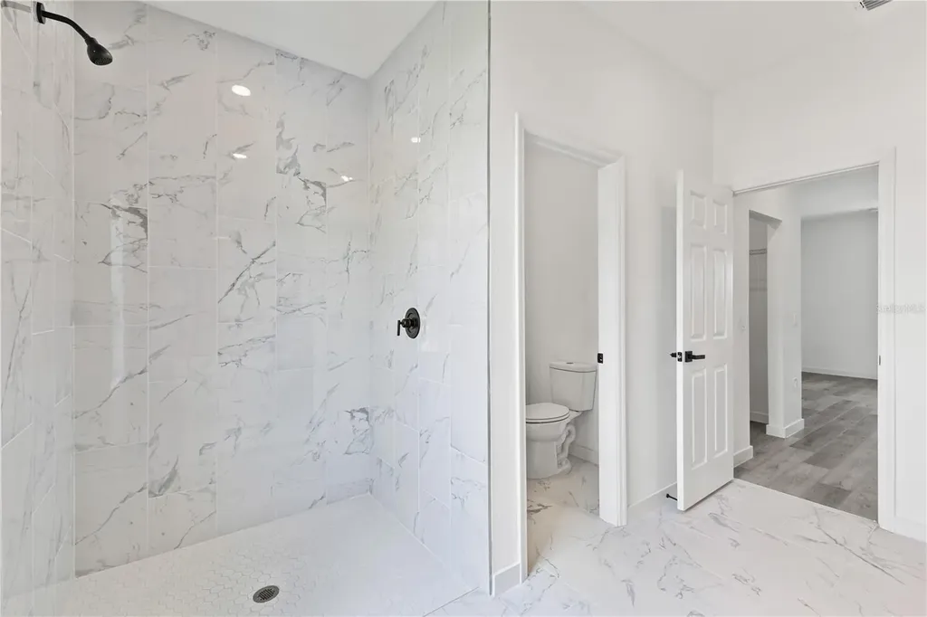 917 Desmoines Way Poinciana FL 34759