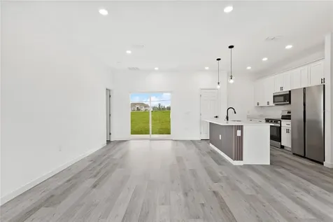 917 Desmoines Way Poinciana FL 34759