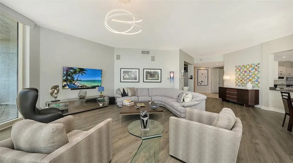 500 S Palm Avenue Sarasota FL 34236