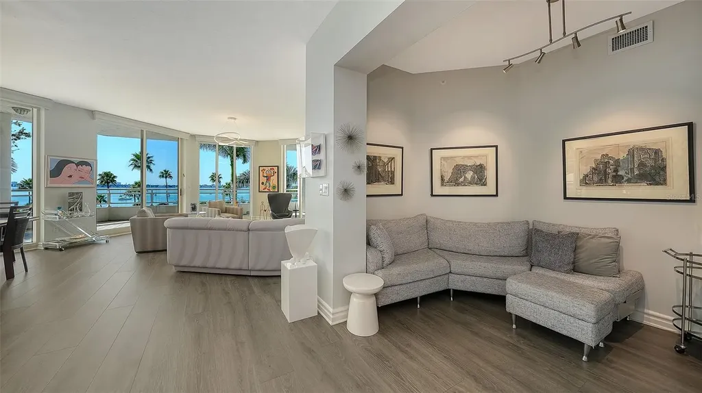 500 S Palm Avenue Sarasota FL 34236