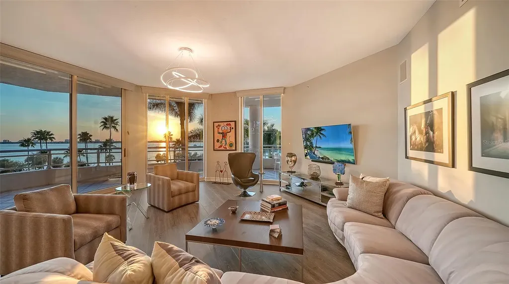 500 S Palm Avenue Sarasota FL 34236