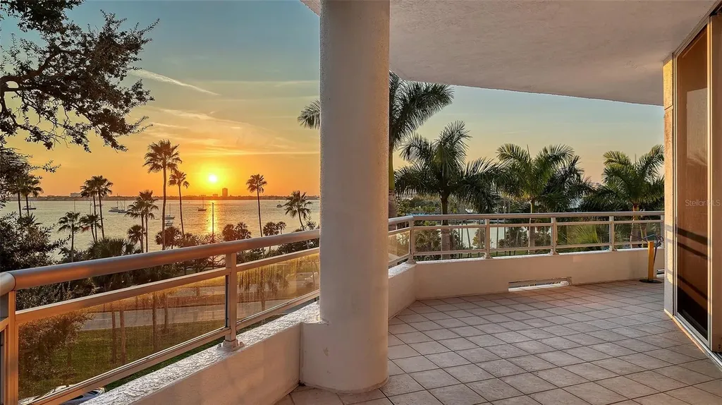 500 S Palm Avenue Sarasota FL 34236