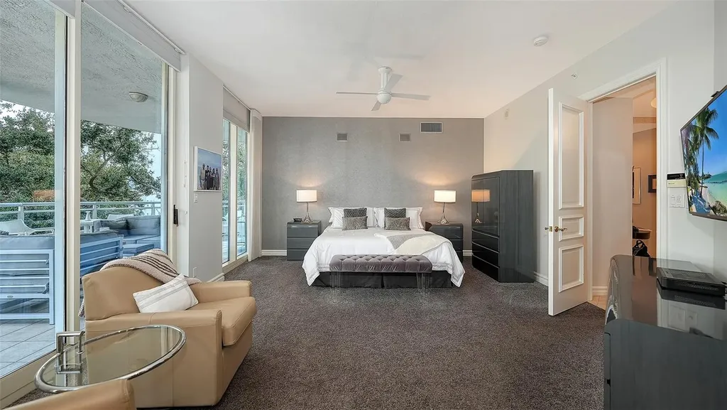 500 S Palm Avenue Sarasota FL 34236