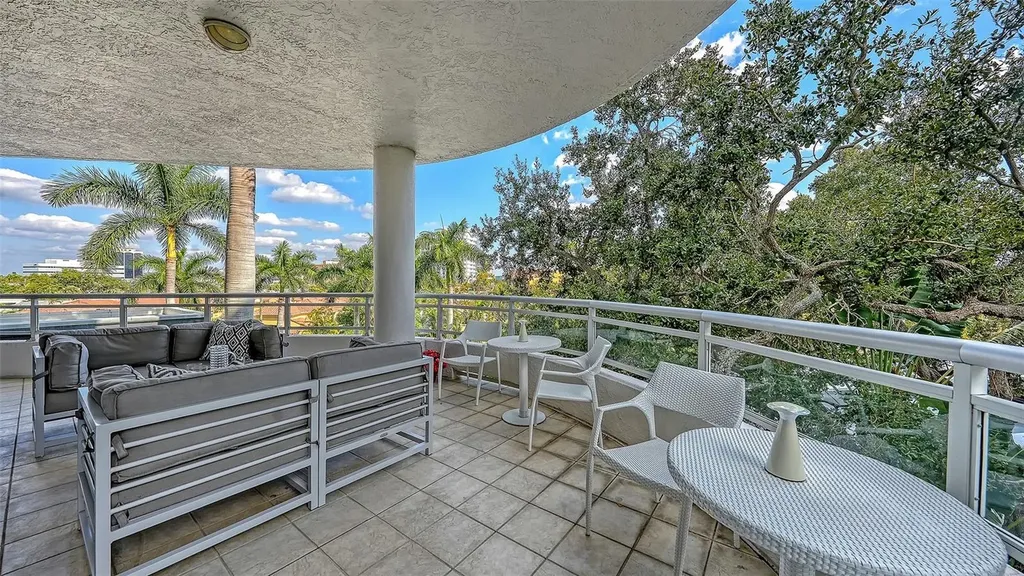 500 S Palm Avenue Sarasota FL 34236