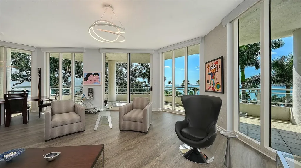 500 S Palm Avenue Sarasota FL 34236