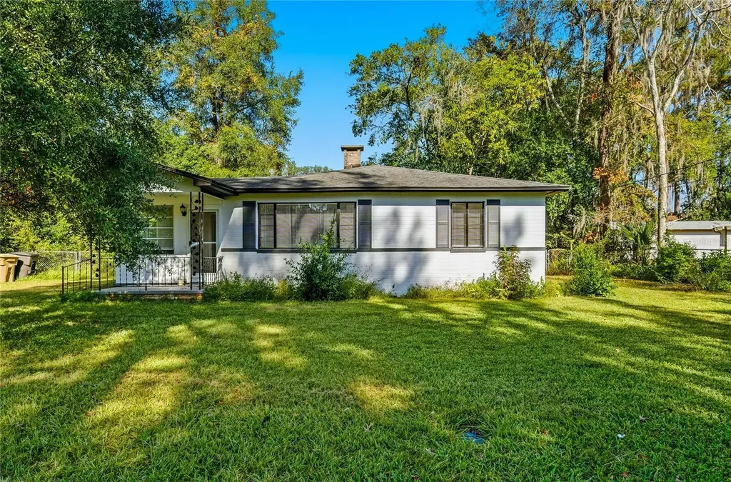 1615 NE 9th Street Ocala FL 34470