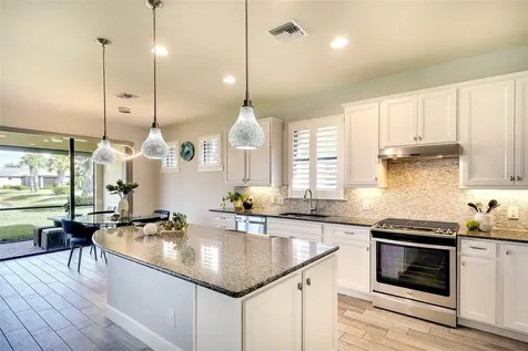 16745 Ellsworth Avenue Bradenton FL 34202