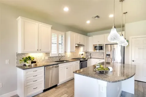 16745 Ellsworth Avenue Bradenton FL 34202