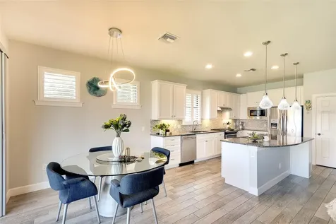 16745 Ellsworth Avenue Bradenton FL 34202
