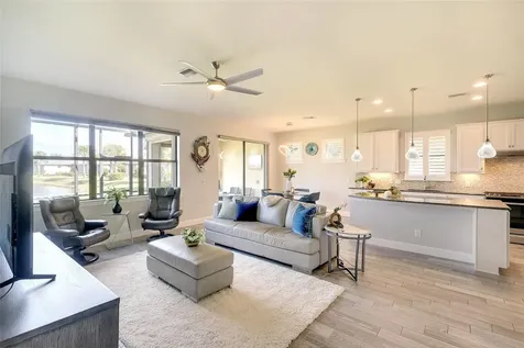 16745 Ellsworth Avenue Bradenton FL 34202