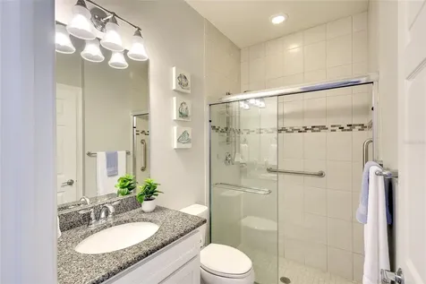 16745 Ellsworth Avenue Bradenton FL 34202