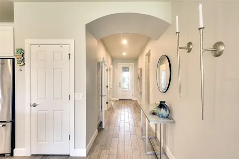 16745 Ellsworth Avenue Bradenton FL 34202