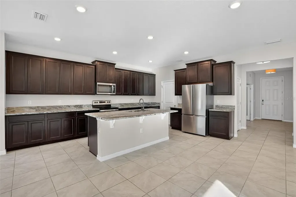 35938 Morse Willow Court Zephyrhills FL 33541