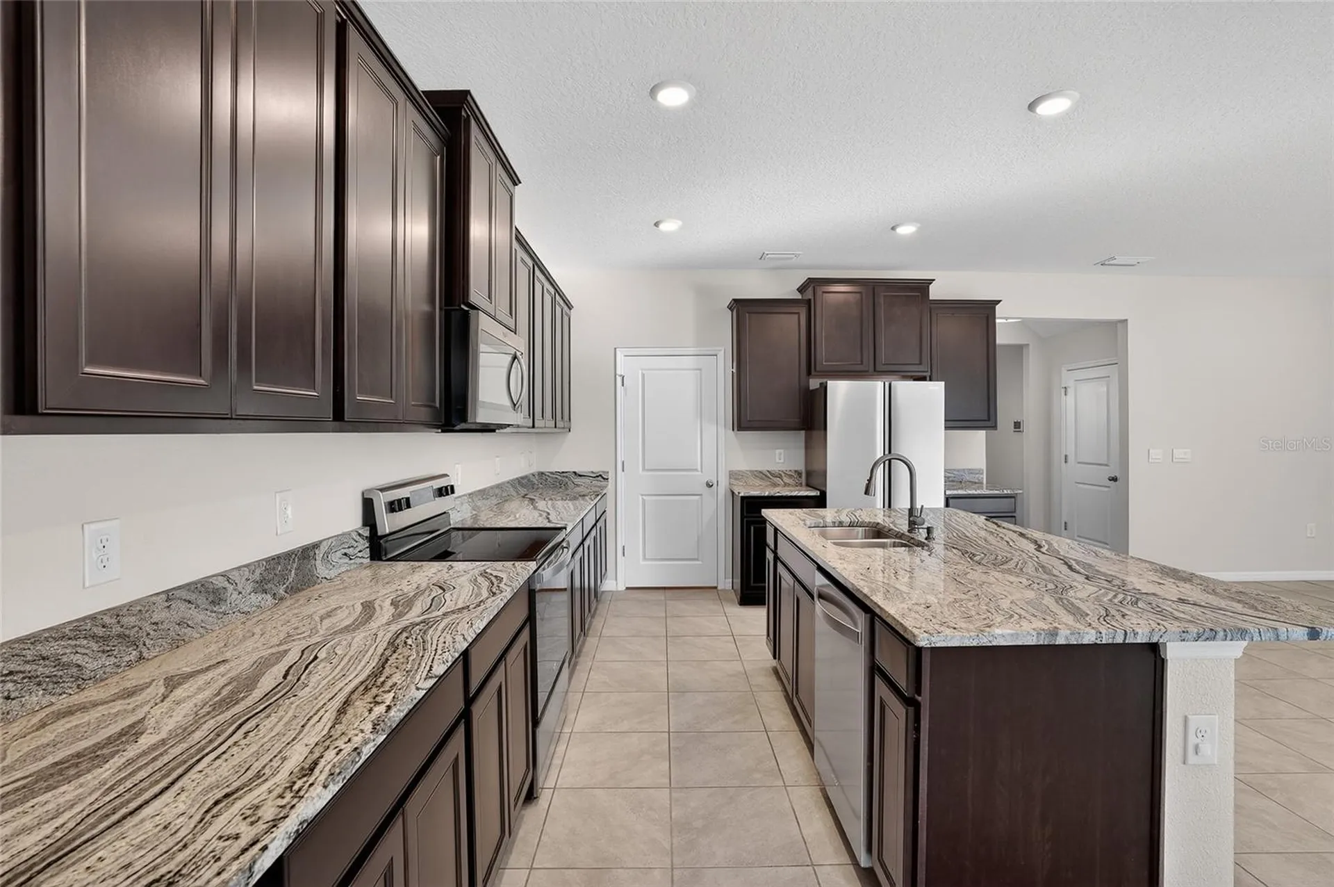 35938 Morse Willow Court Zephyrhills FL 33541
