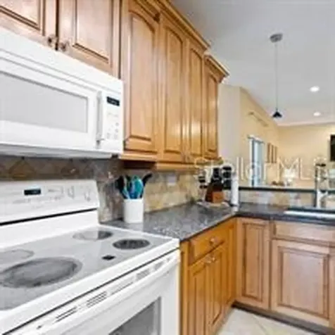626 7th Avenue N Tierra Verde FL 33715