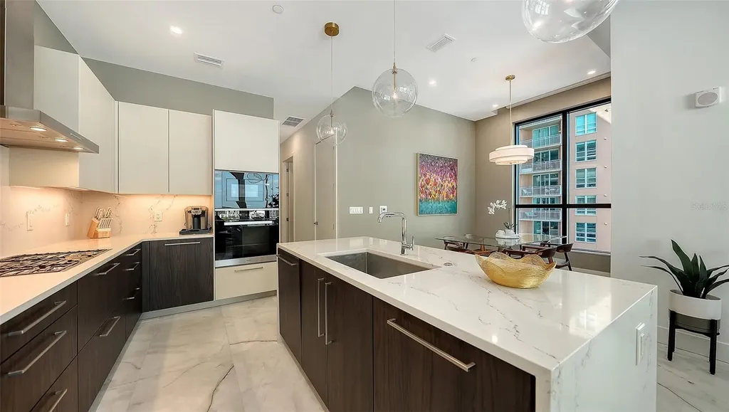 33 S Palm Avenue Sarasota FL 34236