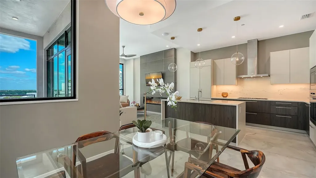 33 S Palm Avenue Sarasota FL 34236