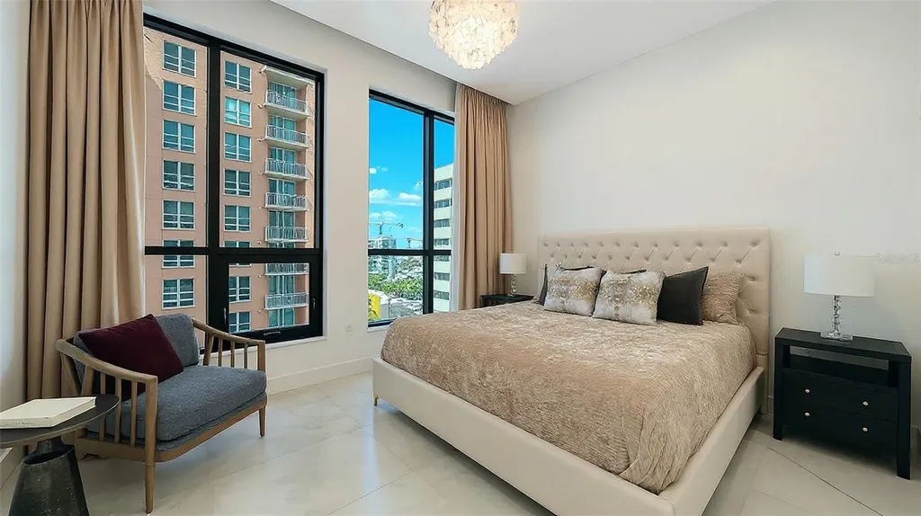 33 S Palm Avenue Sarasota FL 34236