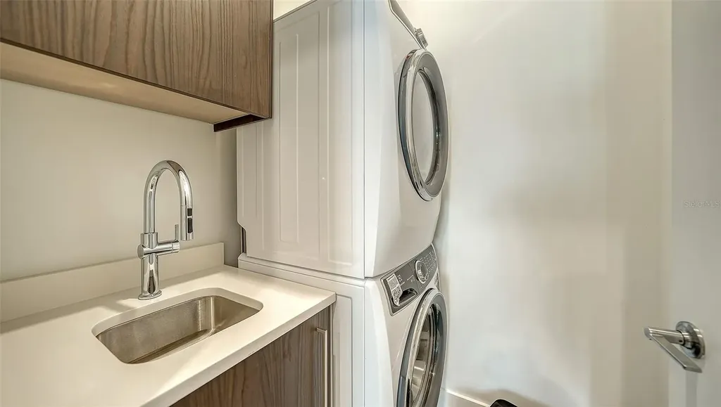 33 S Palm Avenue Sarasota FL 34236