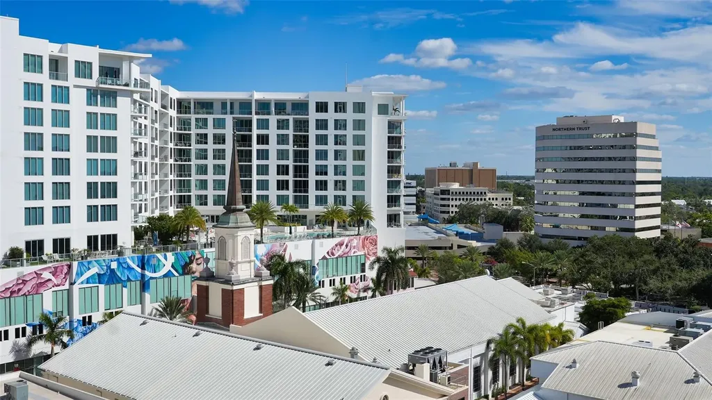 33 S Palm Avenue Sarasota FL 34236