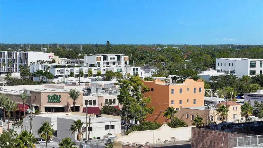 33 S Palm Avenue Sarasota FL 34236