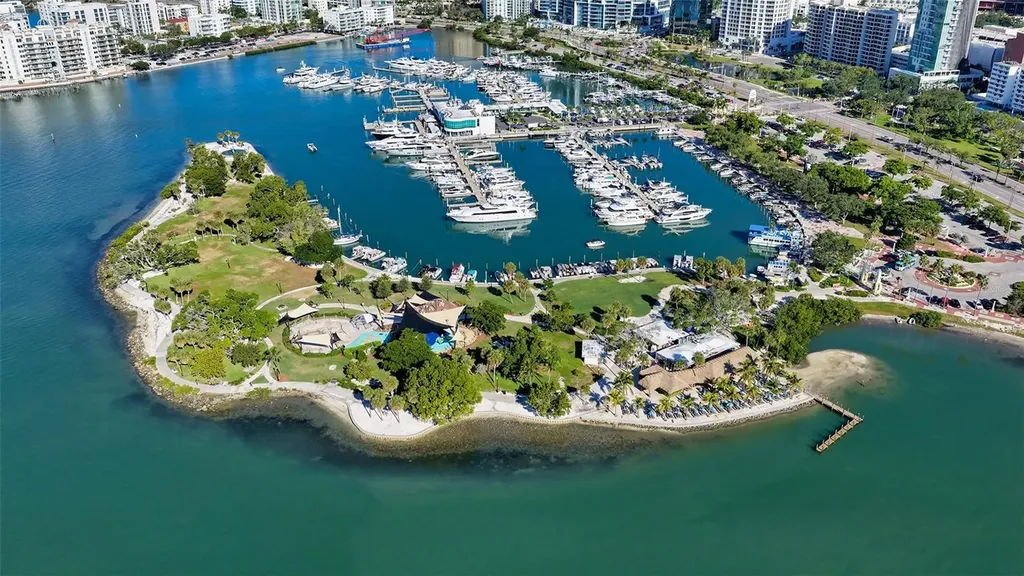 33 S Palm Avenue Sarasota FL 34236