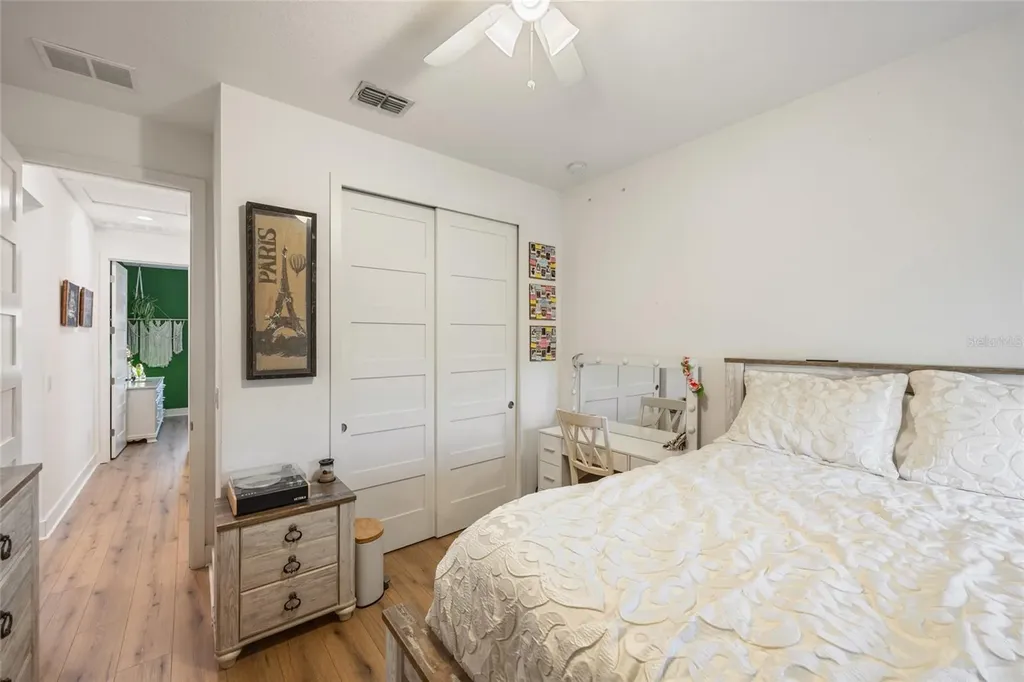 1025 Seagrape Drive Ruskin FL 33570