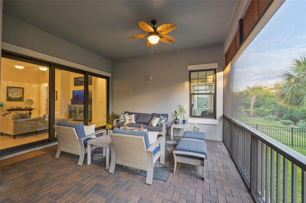 1025 Seagrape Drive Ruskin FL 33570