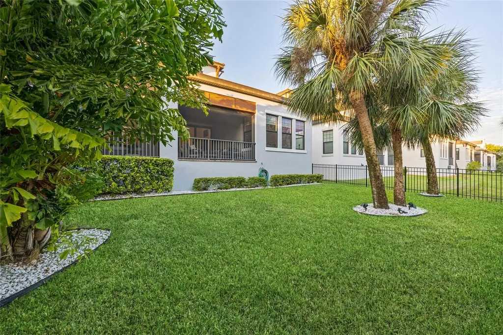 1025 Seagrape Drive Ruskin FL 33570