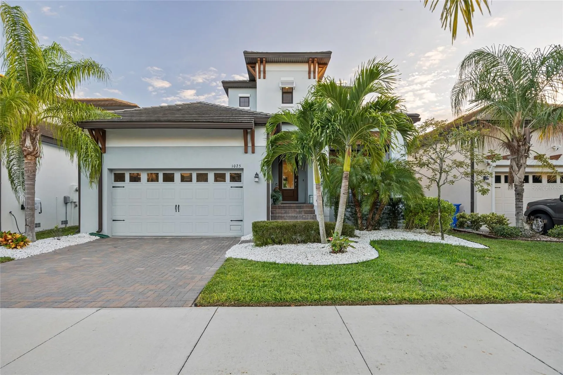 1025 Seagrape Drive Ruskin FL 33570