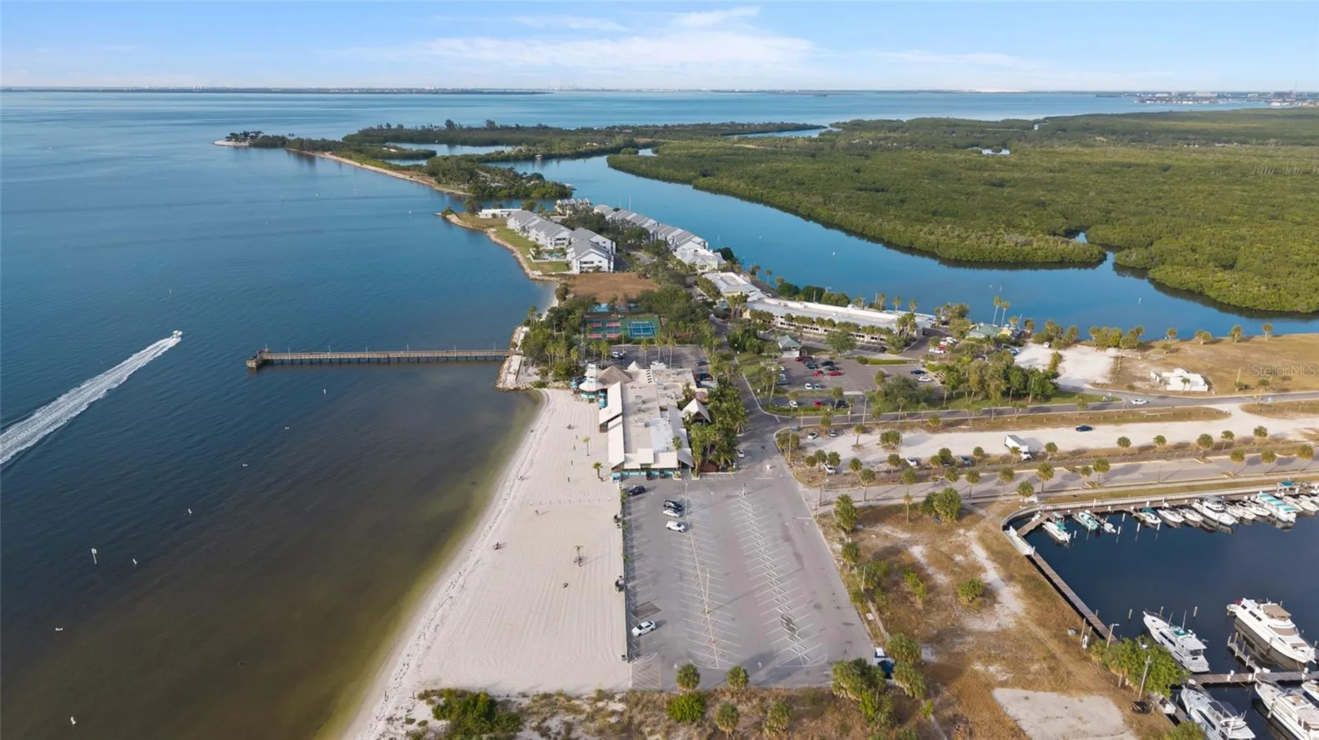 1025 Seagrape Drive Ruskin FL 33570